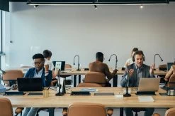 Yealink UH37 Corded USB Headset -Cheap Headphones Store 02 open office 1 2