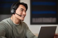 Jabra Evolve2 30 SE Corded USB Headset -Cheap Headphones Store 2decc4c9 b57d 4913 b51c 6c31627bdab7 jabra evolve2 30 uc black home male 1 medium 8