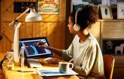 Yealink BH72 Teams Bluetooth Headset -Cheap Headphones Store 2j6a6438 2 12