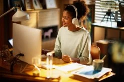 Yealink BH72 Teams Bluetooth Headset -Cheap Headphones Store 2j6a6479 1 12