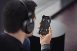 Jabra Evolve2 85 ANC Bluetooth Headset -Cheap Headphones Store a00dff52 d3bb 41d9 858f 1ca4fcbe1d73 jabra evolve2 85 black teams phone screen 9