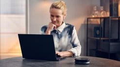 EPOS Expand 40+ Speakerphone -Cheap Headphones Store expand 40 lifestyle 02 2