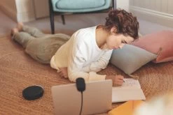 Jabra Speak2 75 W. Link 380a MS Speakerphone 22 Jabra Speak2 75 W. Link 380a MS Speakerphone -Cheap Headphones Store jabra speak2 75 lifestyle lying music mode large cmyk 2