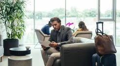 Yealink BH71 Workstation Pro Teams Bluetooth Wireless Headset, USB-A -Cheap Headphones Store lifestyle 8 2