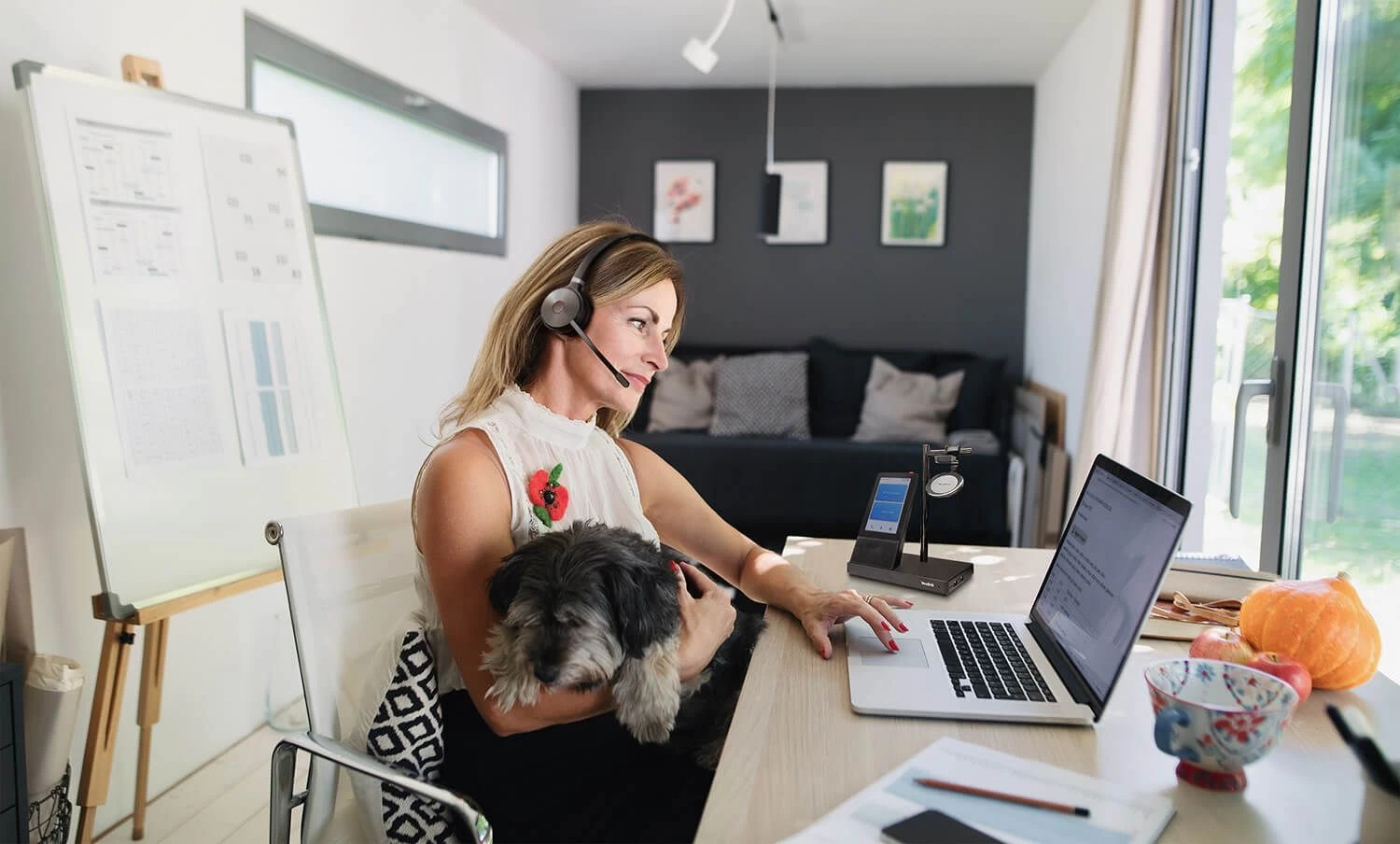 Yealink WH62 Wireless Headset 15 Yealink WH62 Wireless Headset - Image 13