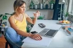 Plantronics/Poly Sync 20+ CL5400-M USB-A BT Speakerphone -Cheap Headphones Store sync 20 3 1